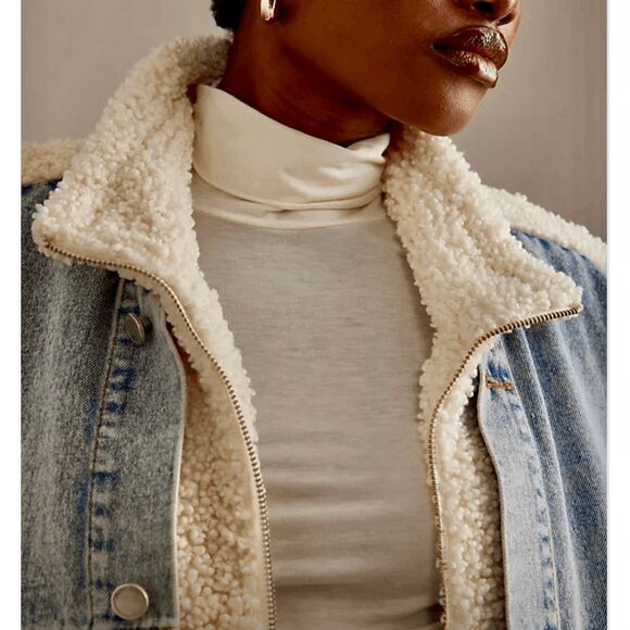 BlankNYC Denim Trucker Vest w/ Faux Sherpa - Picture 3 of 13